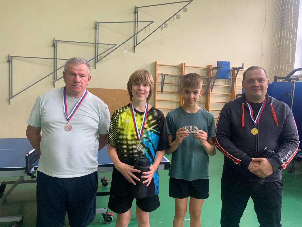 Фото с турнира по настольному теннису 2